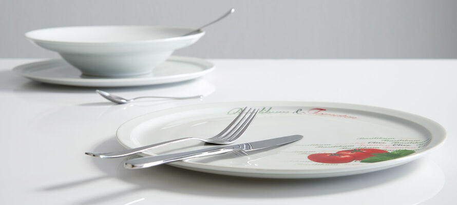 Suppenteller, Speiseteller, Besteck von Homeware